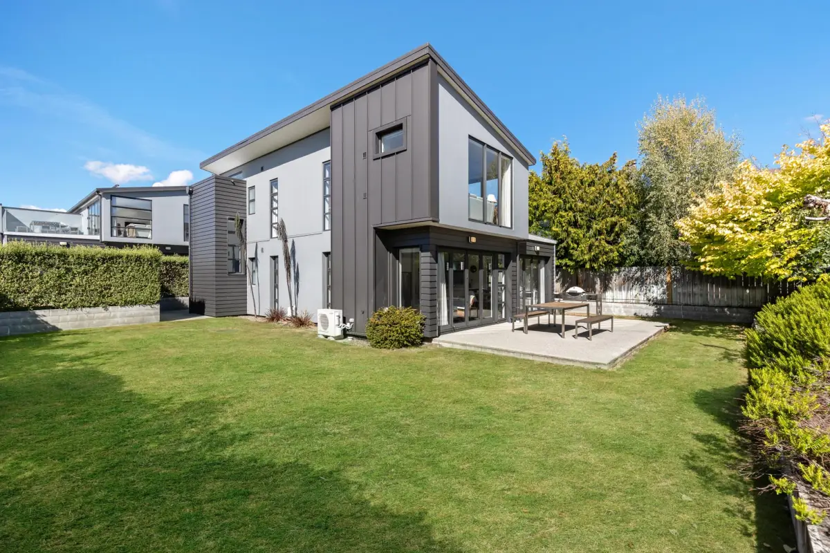 Exterior View of House & Outdoor Patio 