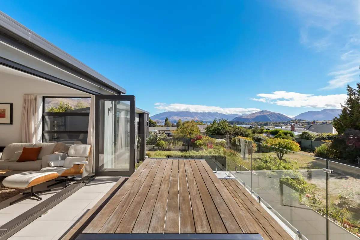 Outdoor Balcony with Stunning Views 