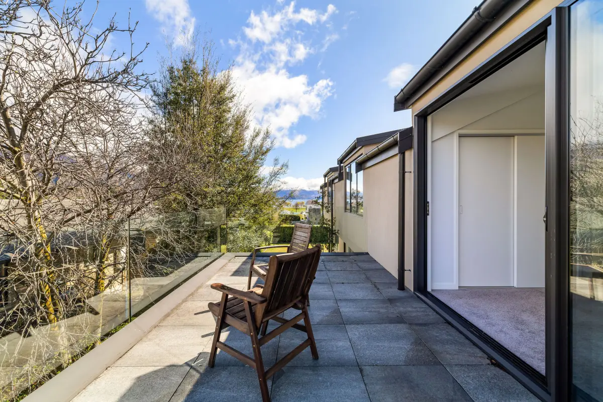 Outdoor Patio off Twin Room