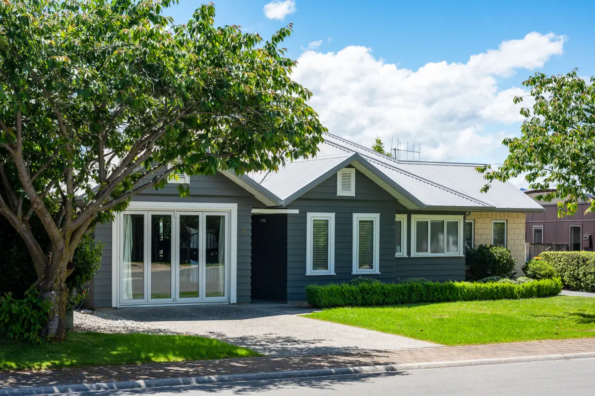 Front Exterior Overview 