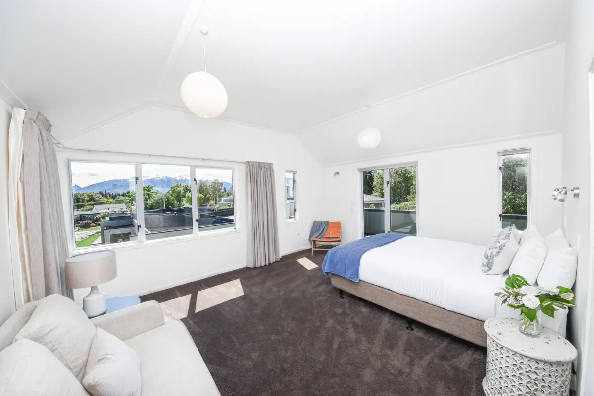 Master Bedroom with Ensuite 