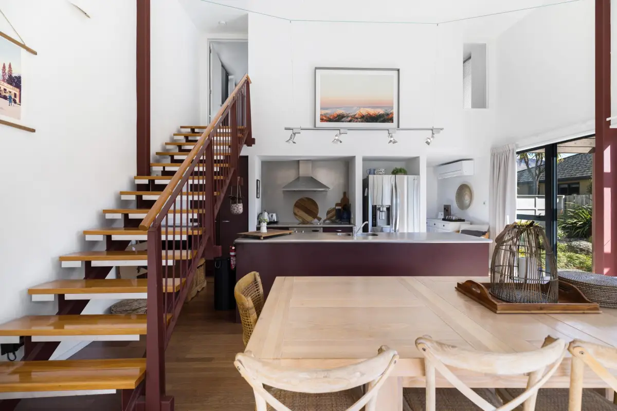 Open-Plan Living & Entrance to Upstairs 