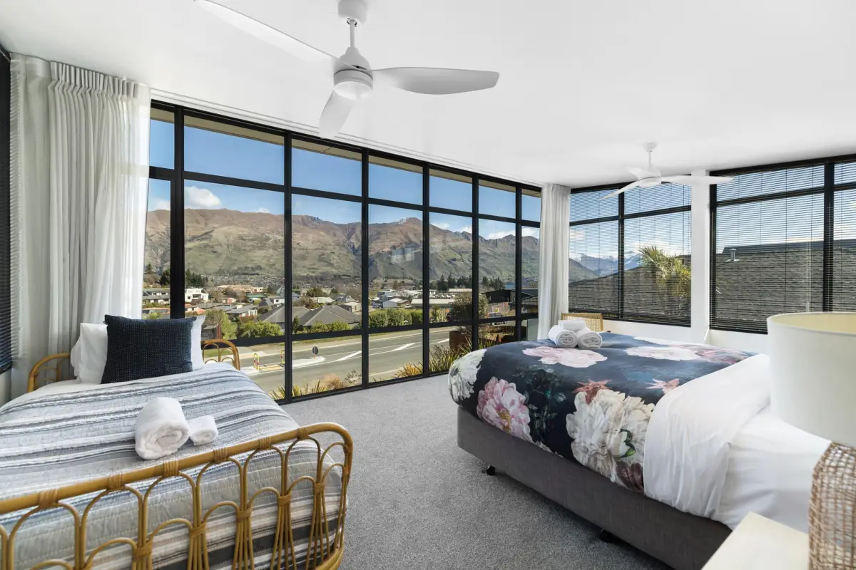 Large Master Bedroom 