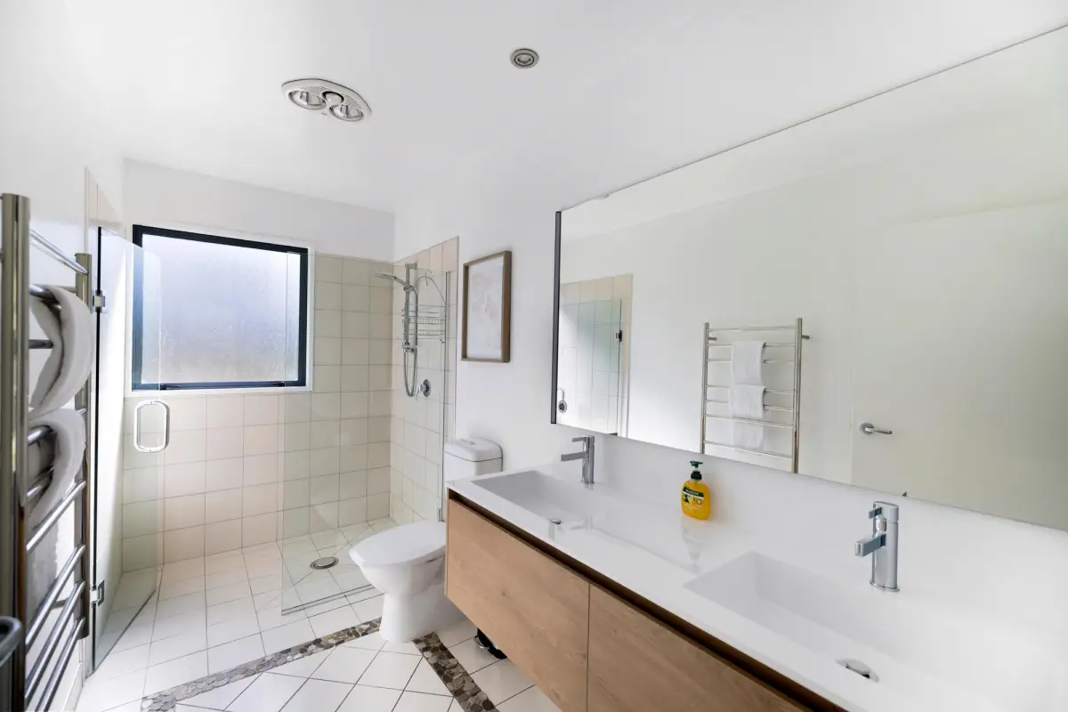 Spacious Ensuite 