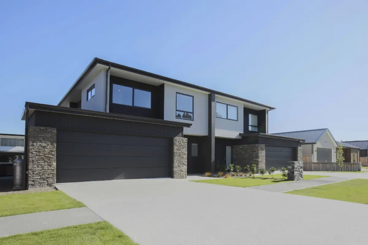 Sunny, Stylish Front of House 