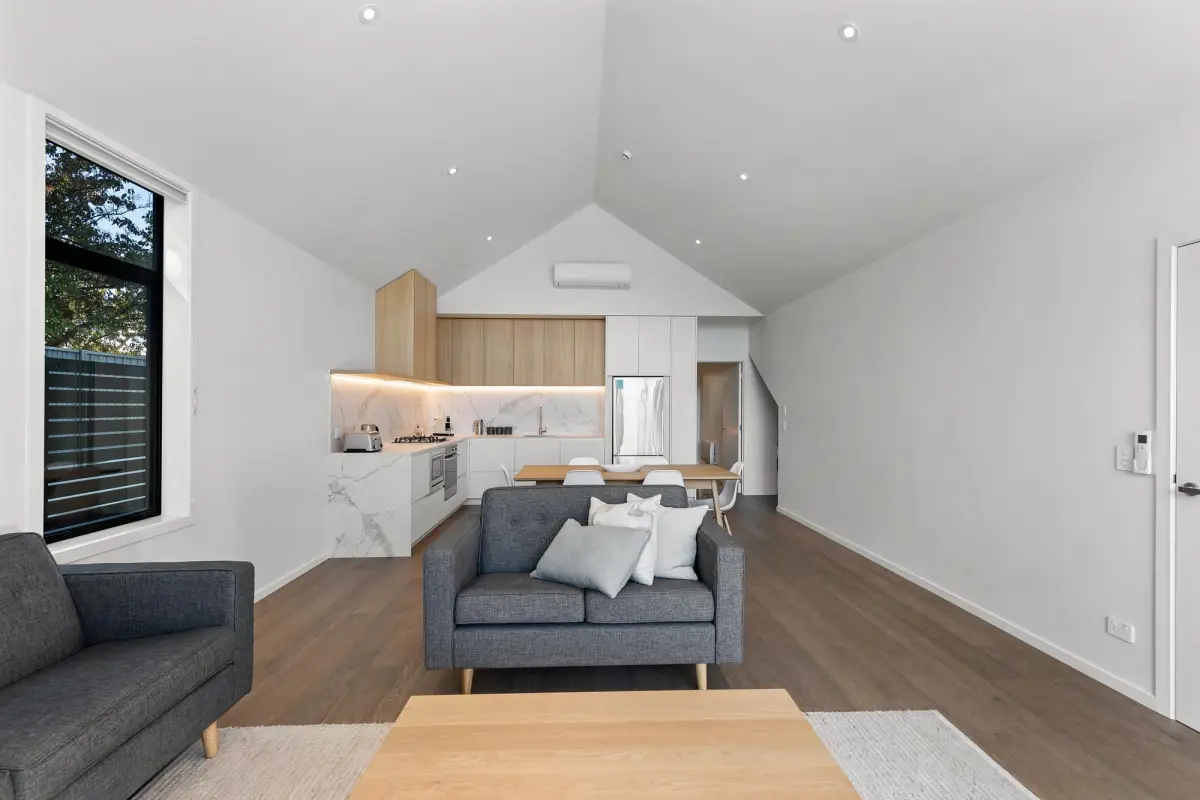 Comfortable Lounge Area 