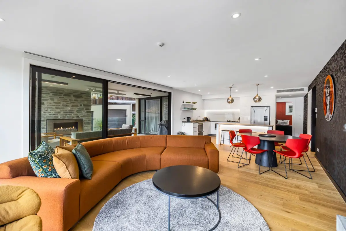 Spacious Lounge with Curved Sofa 