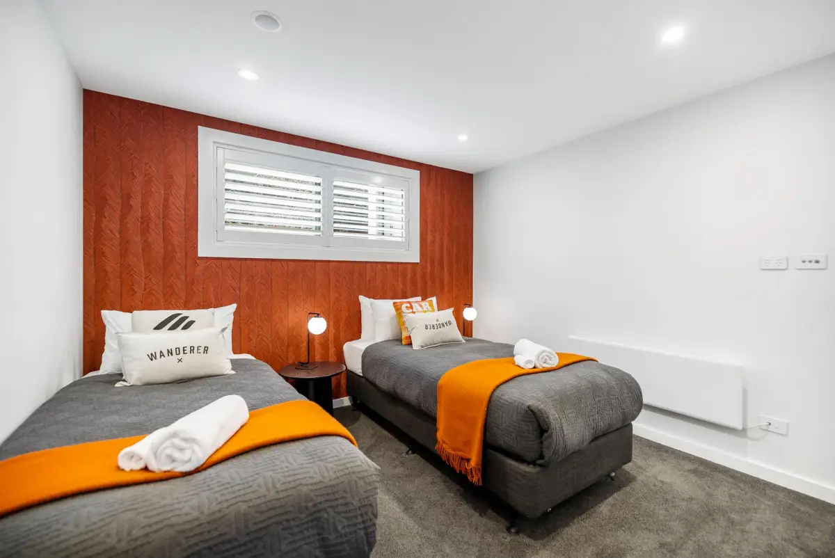 Cozy Twin Bedroom with Ensuite 