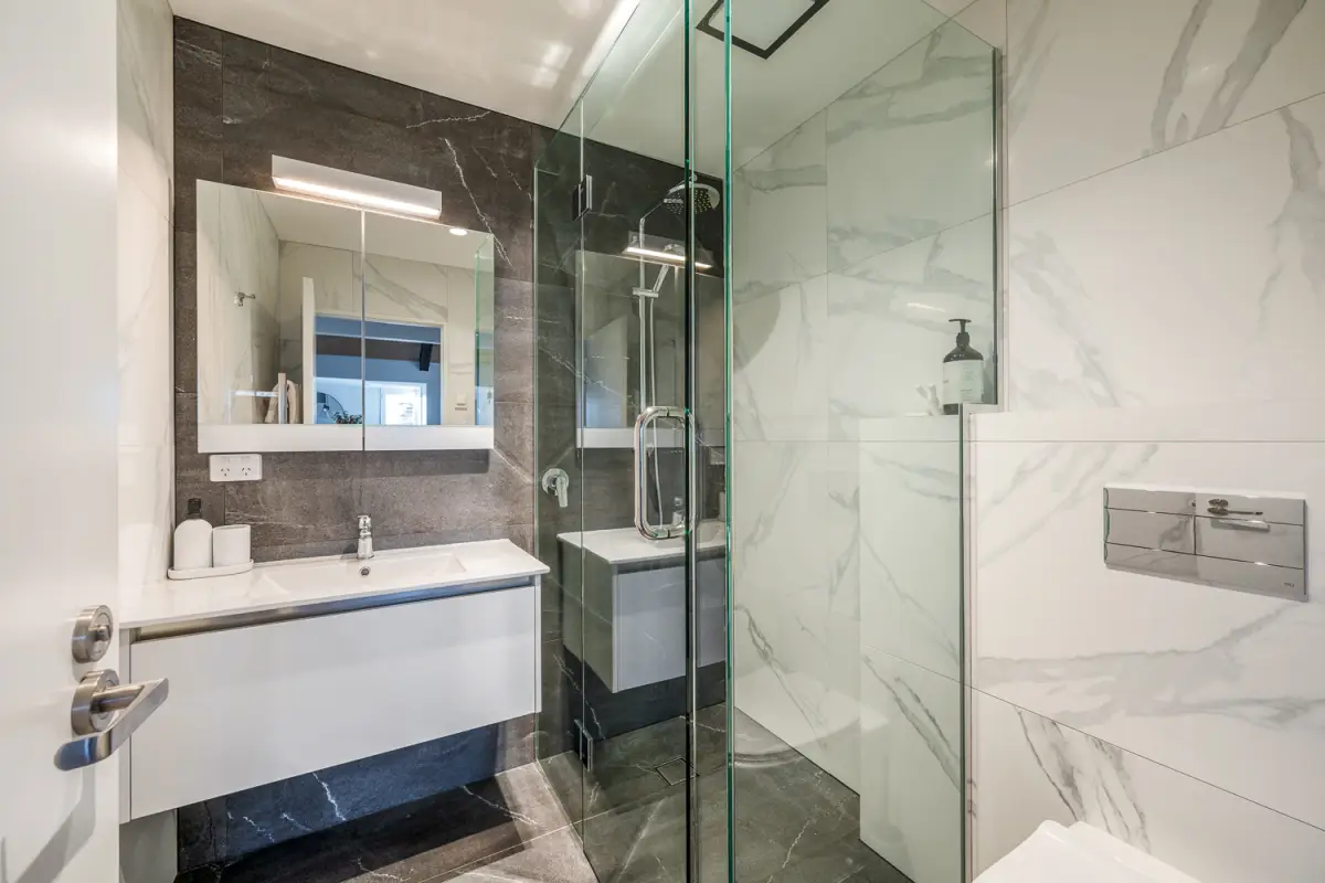 Spacious Bathroom with Walk-In Wardrobe 