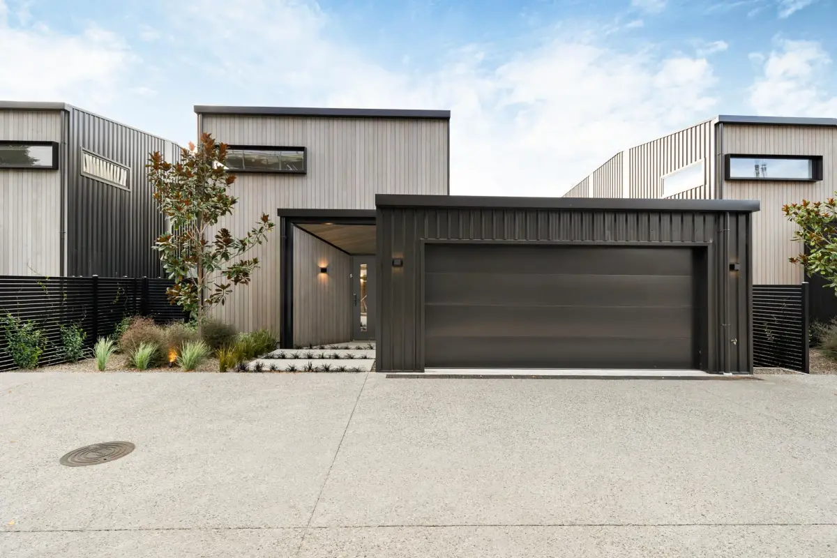 Exterior Front View of the House 