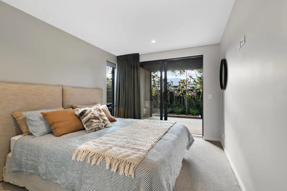 Guest Room with Outside Access