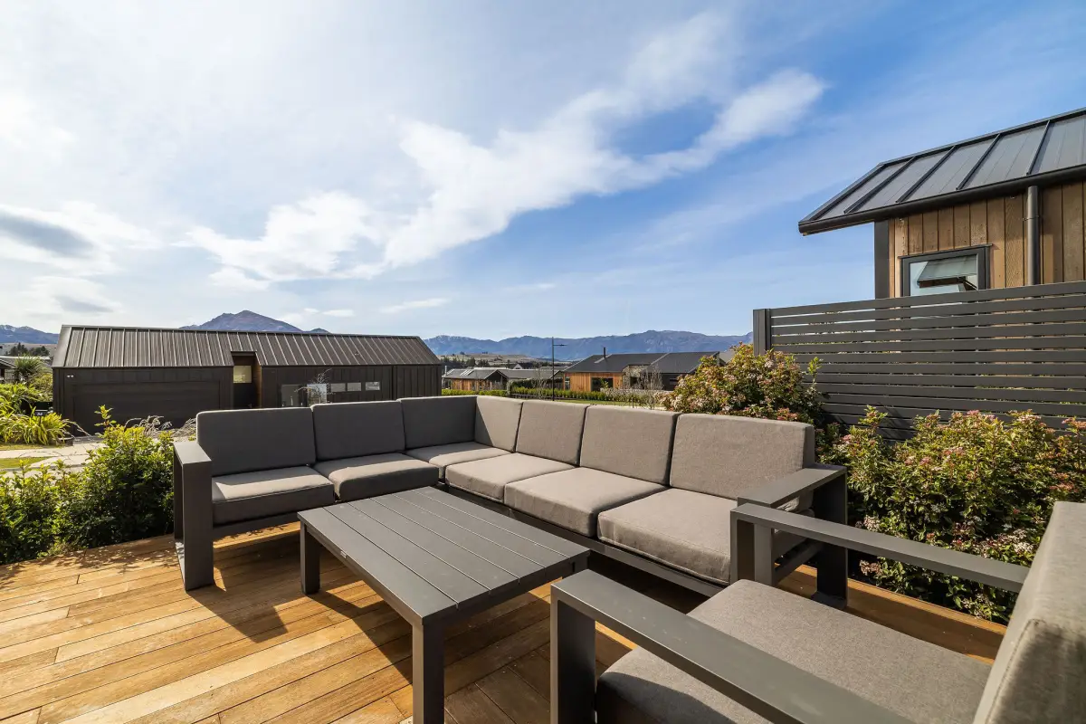 Spacious Outdoor Living 