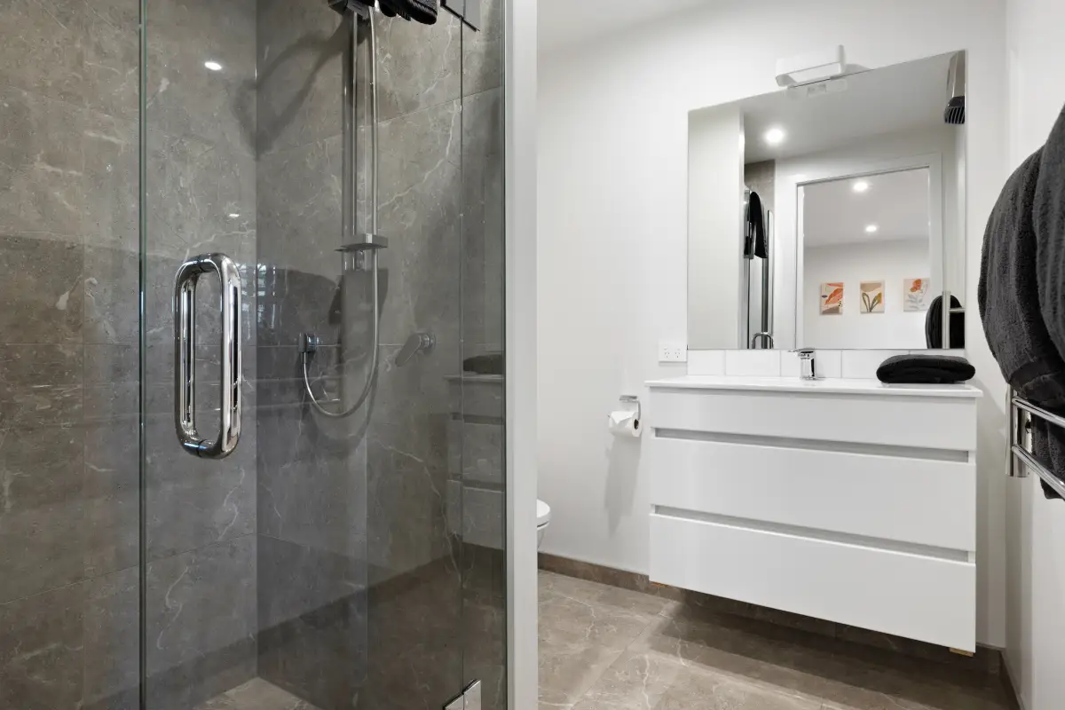 Sleek Ensuite