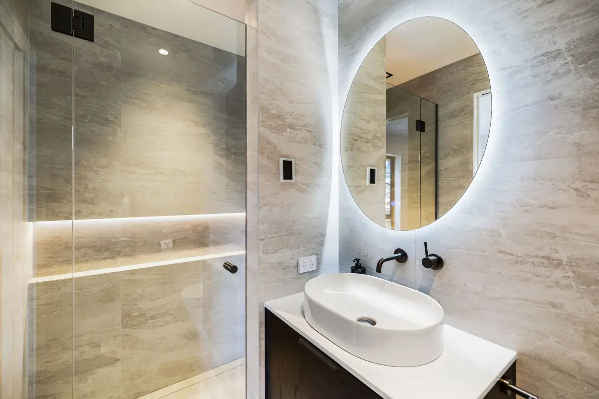 Third Bedroom with Modern Ensuite 