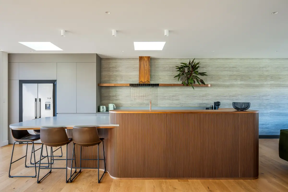 Modern Open-Plan Kitchen & Dining 