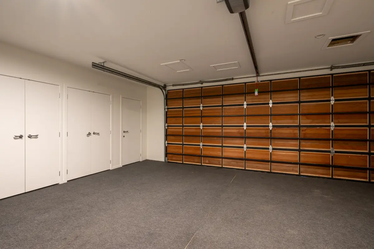 Double Garage Parking Space 