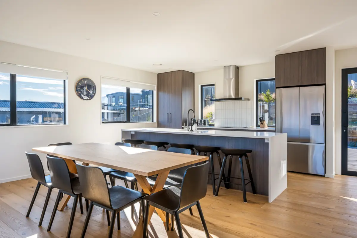 Open Plan Kitchen & Dining 